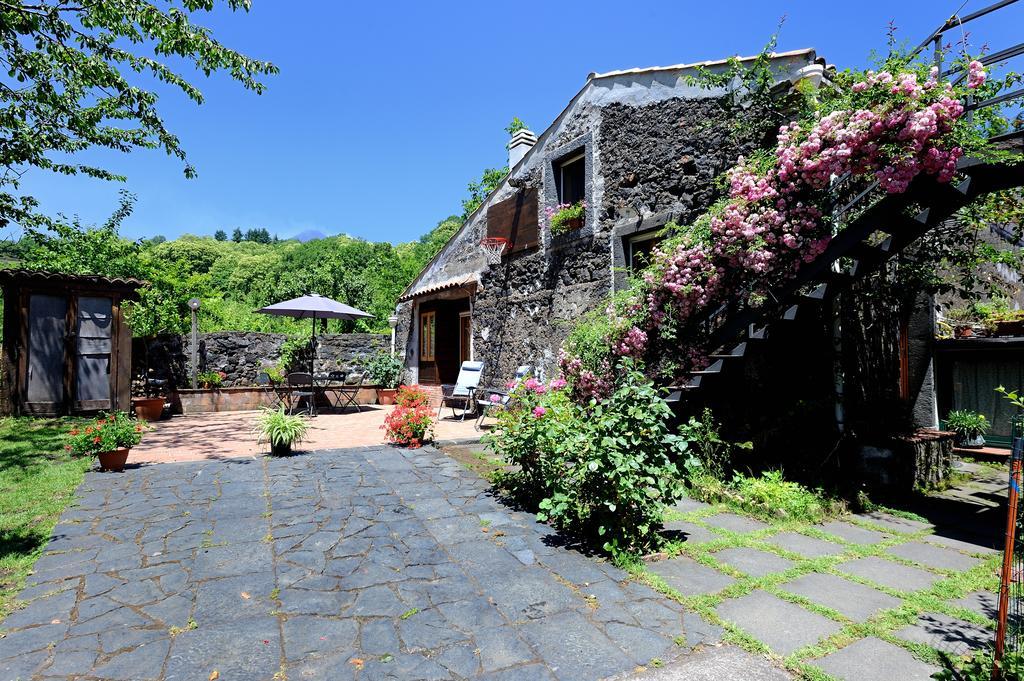 B&B A Rinazzu Milo Exterior photo